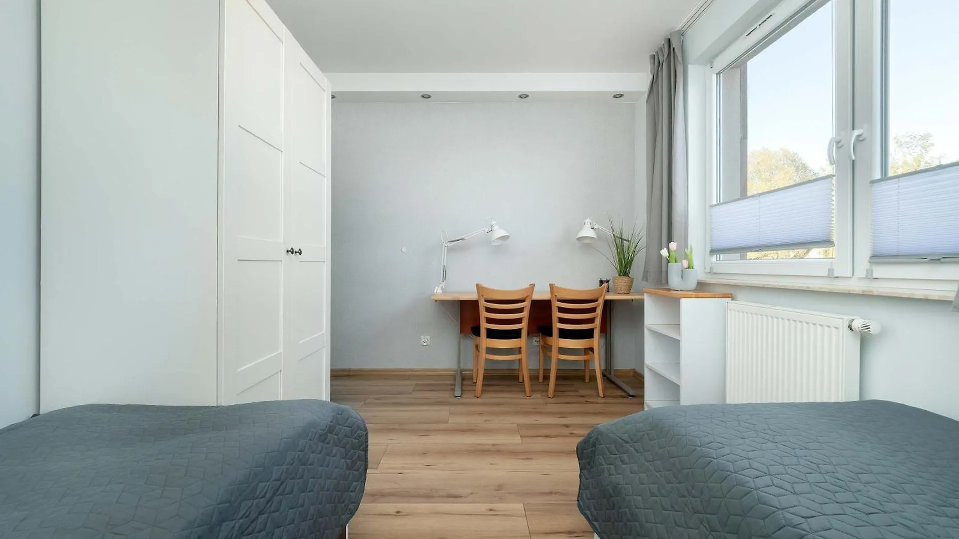 Spacious Two-Bedroom Apartment With 2 Parking Spaces By Noclegi Renters Danzig