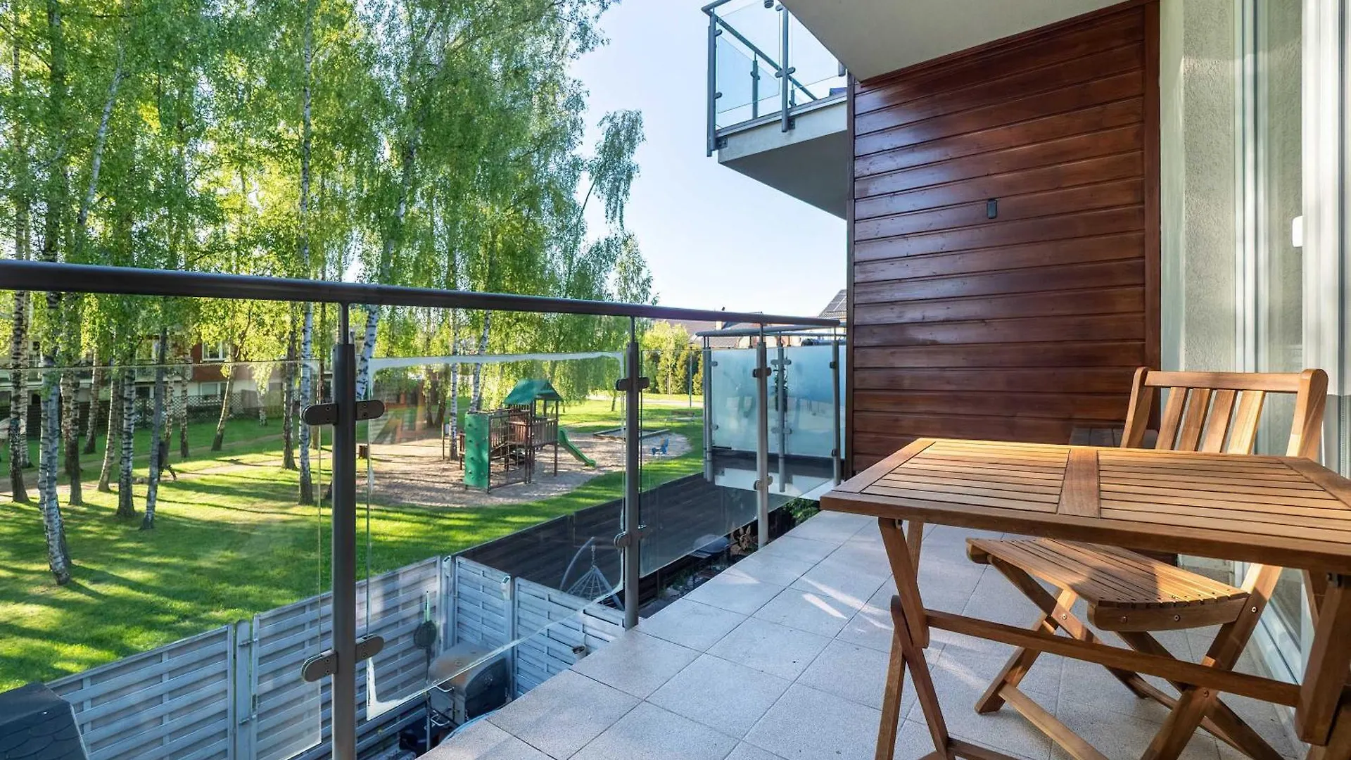 Spacious Two-Bedroom Apartment With 2 Parking Spaces By Noclegi Renters Gdansk