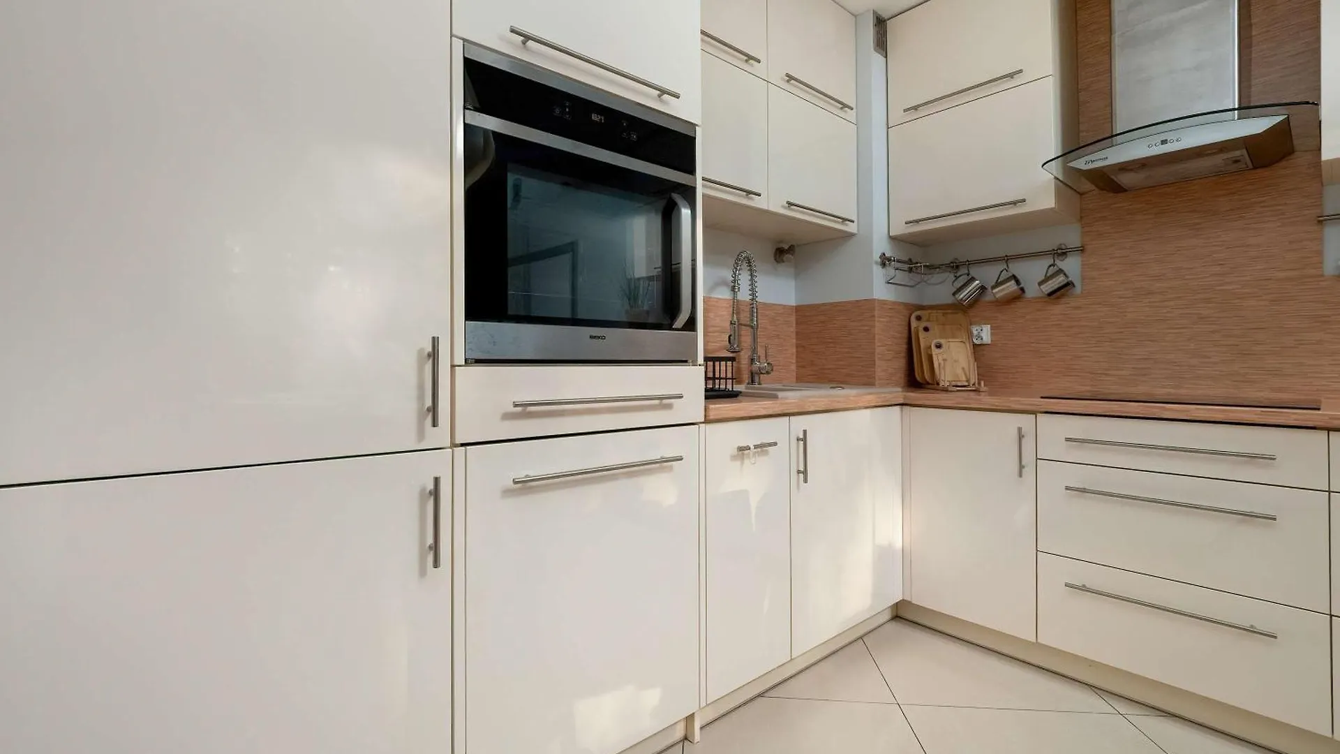 Spacious Two-Bedroom Apartment With 2 Parking Spaces By Noclegi Renters Gdansk 0*,