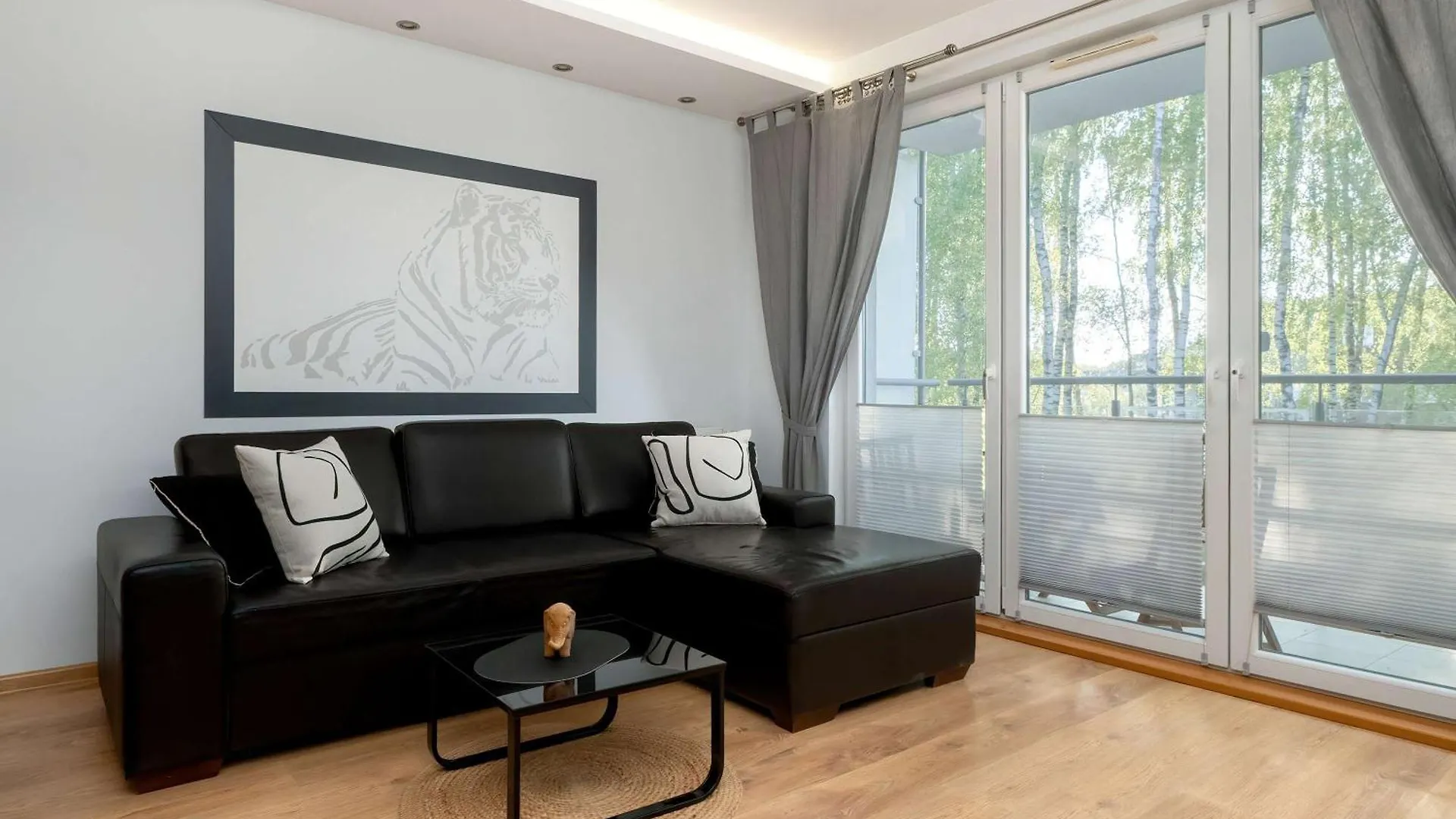 Spacious Two-Bedroom Apartment With 2 Parking Spaces By Noclegi Renters Gdansk Poland